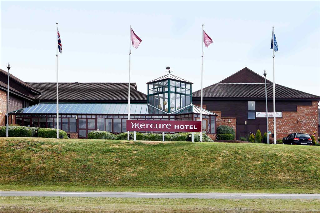 Mercure Hatfield Oak Hotel Bagian luar foto